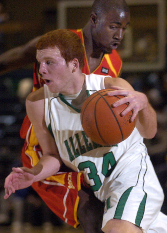Rocks quickly dart past Pioneers
